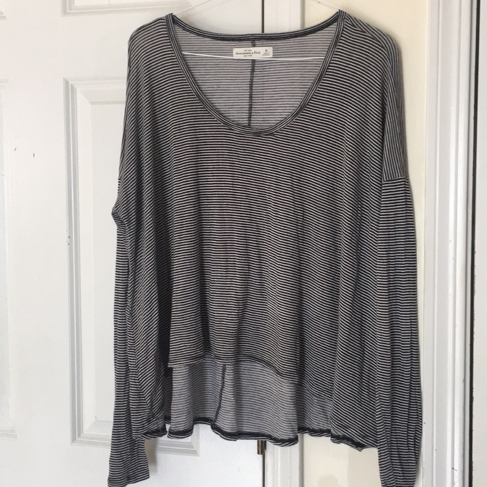 Abercrombie & Fitch Long Sleeve Tee